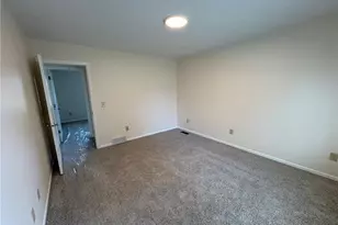 459 Hampton Dr, Elyria, OH 44035 - Photo 24