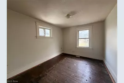 1390 Kentucky Avenue, Akron, OH 44314 - Photo 14