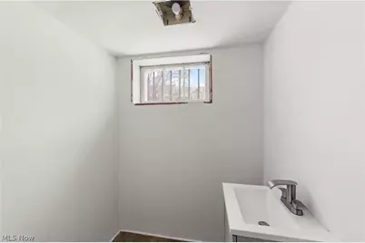 867 East Blvd, Loveland, OH 44108 - Photo 18