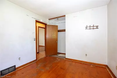 211 S Elm Street, Orrville, OH 44667 - Photo 10