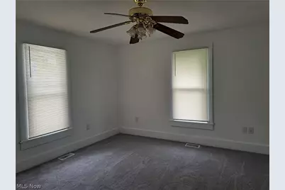 709 McKinley Avenue, Cambridge, OH 43725 - Photo 30