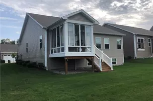 325 Kelley Dr, Macedonia, OH 44056 - Photo 2
