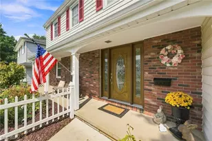 136 Illinois Cir, Elyria, OH 44035 - Photo 4