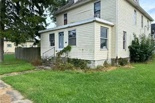1628 W 10th St, Ashtabula, OH 44004 - Photo 4