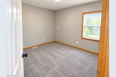 14913 Lincoln Avenue, Loveland, OH 44128 - Photo 12