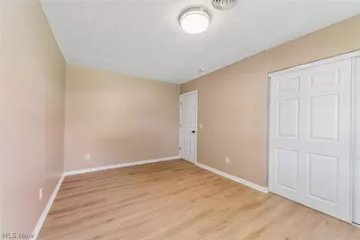 7855 Lake Road, Chippewa Lake, OH 44215 - Photo 30