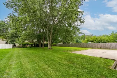 2420 Eastwood Avenue, Akron, OH 44305 - Photo 34