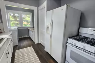 319 Franklin St, Uhrichsville, OH 44683 - Photo 14