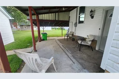 319 Franklin Street, Uhrichsville, OH 44683 - Photo 8
