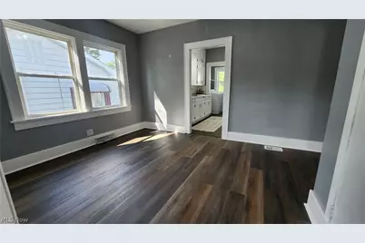 319 Franklin Street, Uhrichsville, OH 44683 - Photo 24