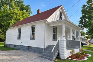 1318 W 20th St, Lorain, OH 44052 - Photo 2