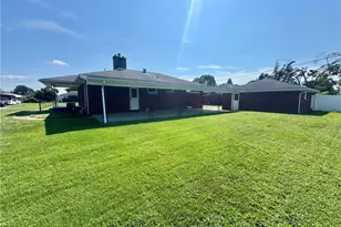 817 Morgan Ave, Belpre, OH 45714 - Photo 4