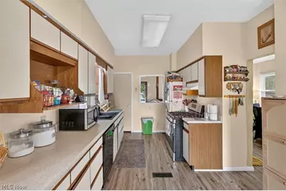 2227 E 30th Street, Lorain, OH 44055 - Photo 14