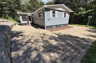 1929 Iris St, East Liverpool, OH 43920 - Photo 6