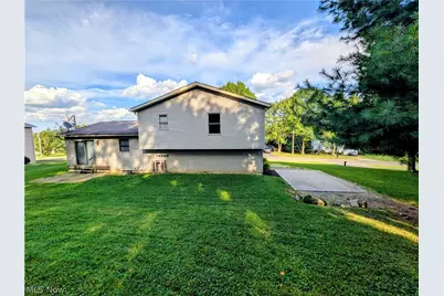 2555 Derick St, Wooster, OH 44691 - Photo 2