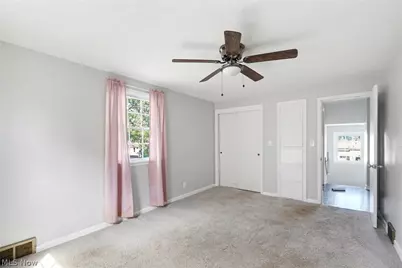 2345 Triplett Boulevard, Akron, OH 44312 - Photo 14