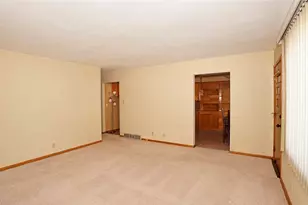 612 Ingalls Rd, Akron, OH 44312 - Photo 38
