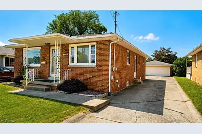612 Ingalls Road, Akron, OH 44312 - Photo 2