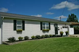 1594 Gene St, Belpre, OH 45714 - Photo 2