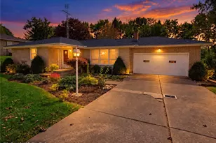 1700 Carnwise St SW, Canton, OH 44706 - Photo 1
