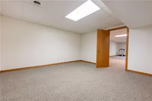2705 Crooked Run Rd NW, New Philadelphia, OH 44663 - Photo 22
