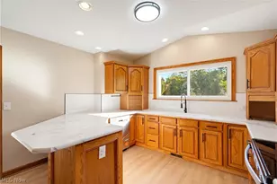 11316 Cleveland Ave NW, Uniontown, OH 44685 - Photo 16