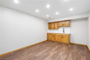 11316 Cleveland Ave NW, Uniontown, OH 44685 - Photo 36