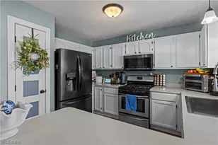 35316 Oxford Ct, North Ridgeville, OH 44039 - Photo 20