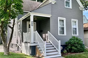 11921 Franklin Blvd, Oakwood, OH 44107 - Photo 1
