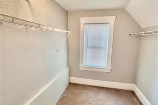 11921 Franklin Blvd, Oakwood, OH 44107 - Photo 14