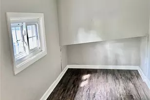11921 Franklin Blvd, Oakwood, OH 44107 - Photo 12