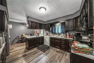 7672 Lanese Dr, Windsor, OH 44099 - Photo 2