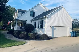 5427 Wilshire Park Dr, Hudson, OH 44236 - Photo 2