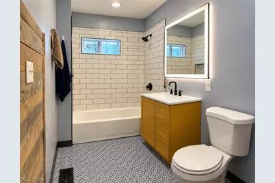 1326 W 76th Street, Loveland, OH 44102 - Photo 2