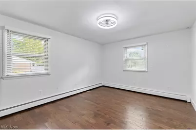 1212 Buena Vista Street NE, Canton, OH 44714 - Photo 20