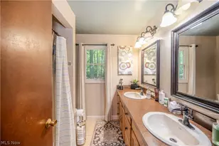 7733 Silver Fox Dr, Youngstown, OH 44512 - Photo 28