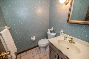 7733 Silver Fox Dr, Youngstown, OH 44512 - Photo 20