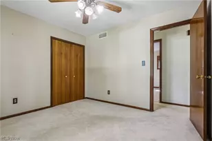 21 W Howe Rd, Tallmadge, OH 44278 - Photo 24