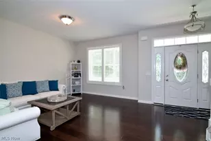10442 Florida St, Reminderville, OH 44202 - Photo 6