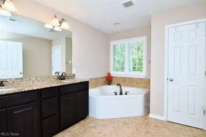 10442 Florida Street, Reminderville, OH 44202 - Photo 22