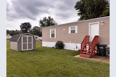 121 Tracy Drive, Dover, OH 44622 - Photo 2