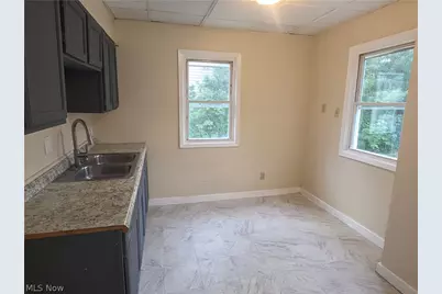 1452 Clermont Road, Loveland, OH 44110 - Photo 6