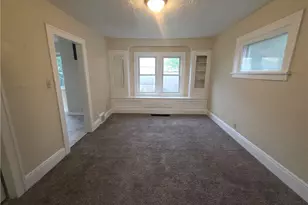 1452 Clermont Rd, Loveland, OH 44110 - Photo 4