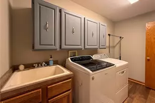 125 Pondview Cir, Rittman, OH 44270 - Photo 12