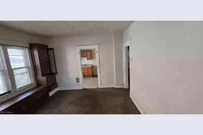 9110 Jeffries Avenue, Loveland, OH 44105 - Photo 6