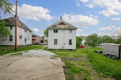 1424 S Liberty Avenue, Alliance, OH 44601 - Photo 26