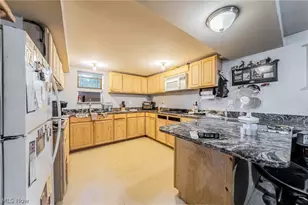 1860 E 298th St, Wickliffe, OH 44092 - Photo 30
