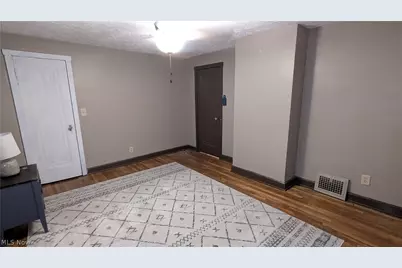 8893 Traphagen Street NW, Massillon, OH 44646 - Photo 22