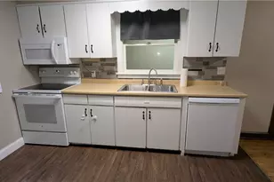 8893 Traphagen St NW, Massillon, OH 44646 - Photo 10
