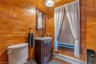 325 15th St NW, Canton, OH 44703 - Photo 8